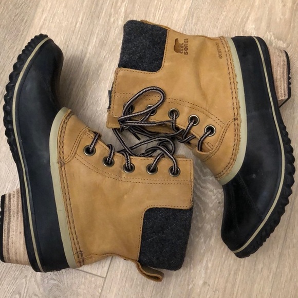 Sorel winter boots sz 7.5 - Picture 4 of 5